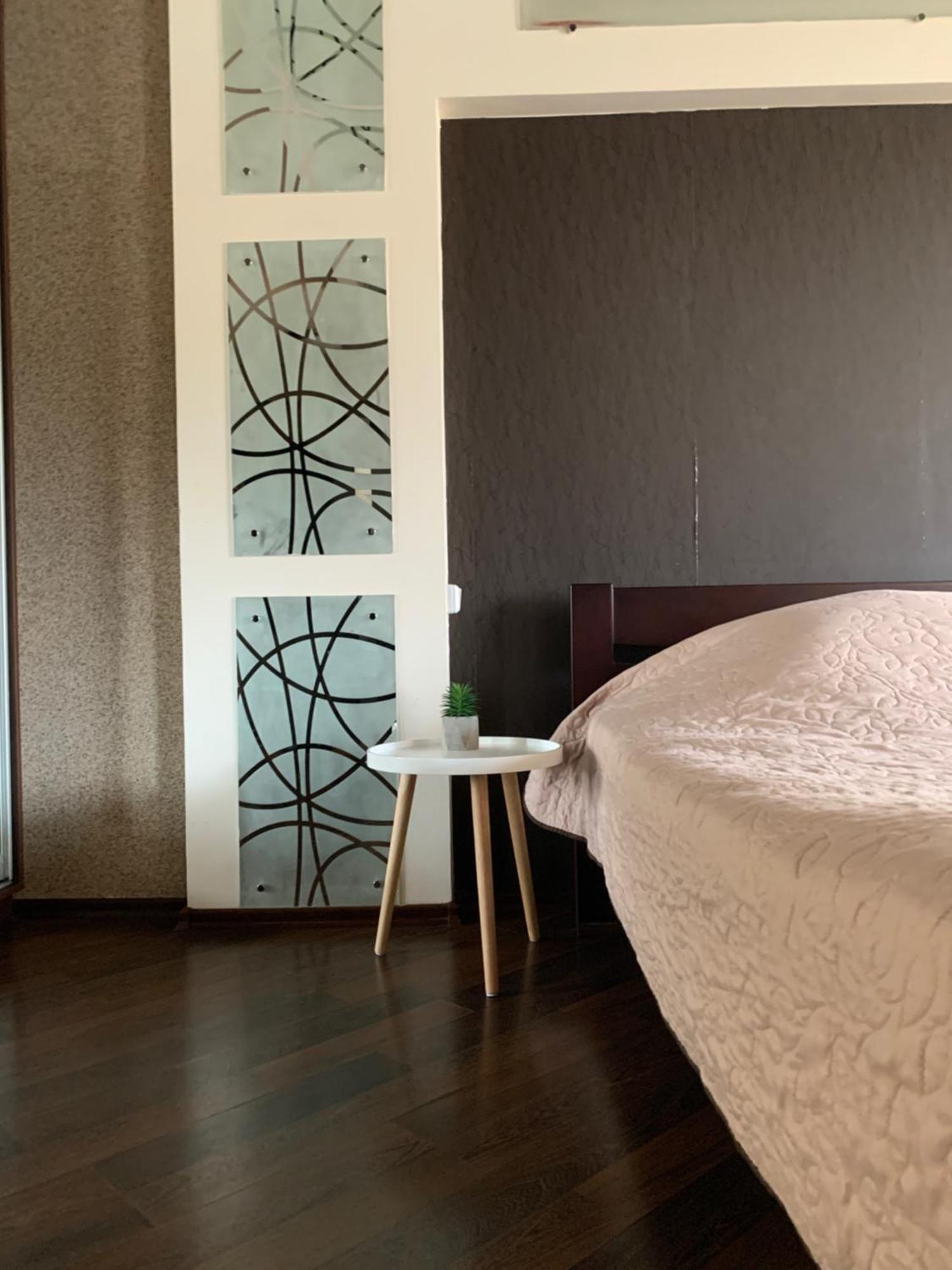Apartment In Kharkiv , Prospect Nauki 19A エクステリア 写真